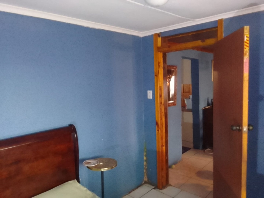 2 Bedroom Property for Sale in Kwazakhele Eastern Cape